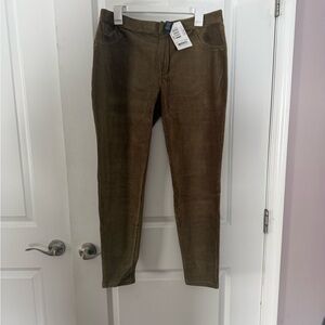 HUE Corduroy Leggings